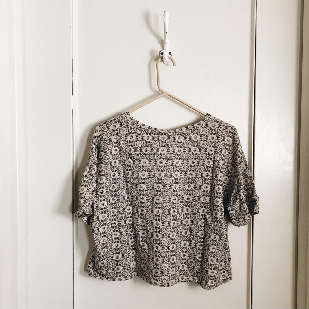 Crop Top - Picture 4 of 4